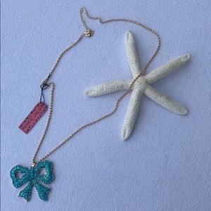 Betsey Johnson Bow Necklace 🎁